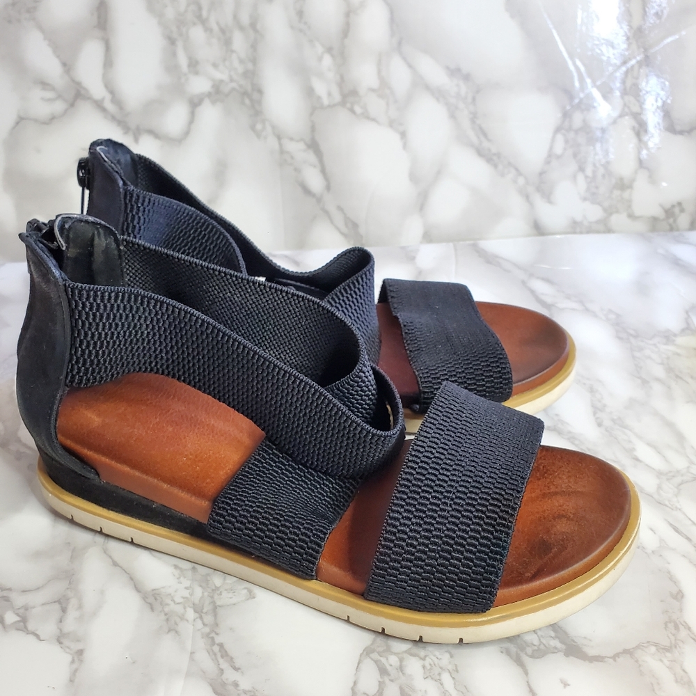 Mia Black Strappy Sandals 7.5 - Picture 5 of 6